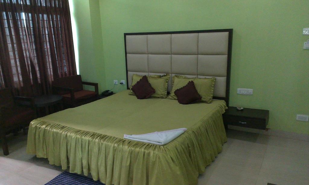 Hotel Sun View Dispur Quarto foto