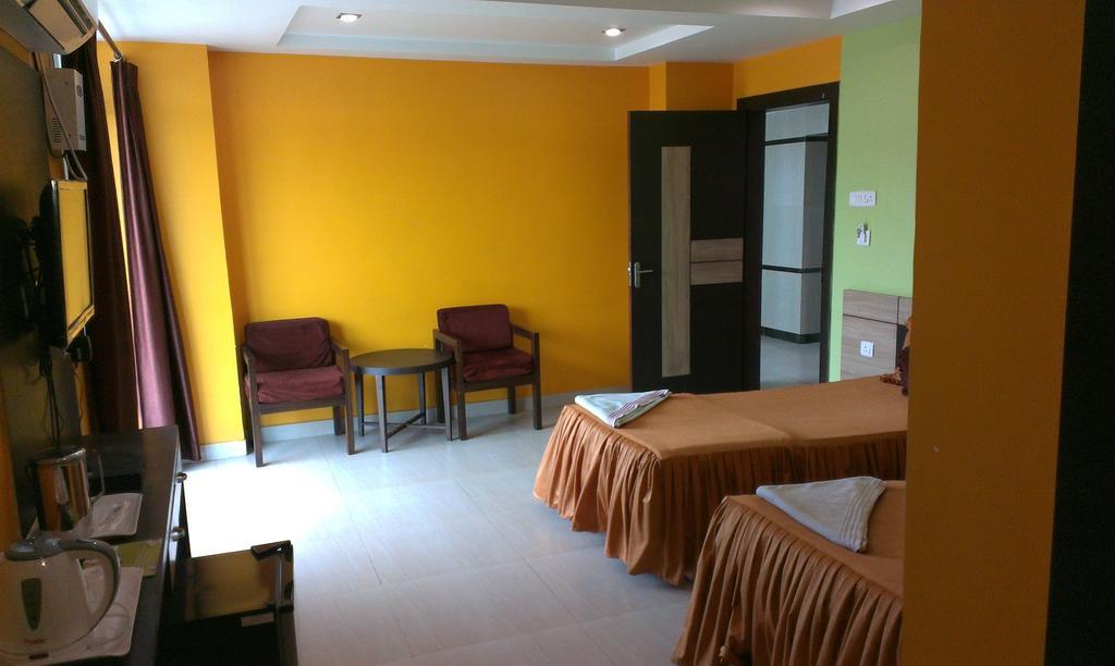 Hotel Sun View Dispur Quarto foto